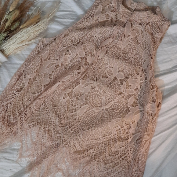 Pink halter top - Picture 4 of 6